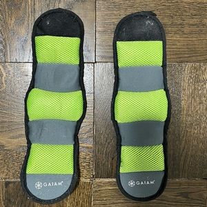 Gaiam RESTORE ANKLE WEIGHTS set  (2.5lbs each)